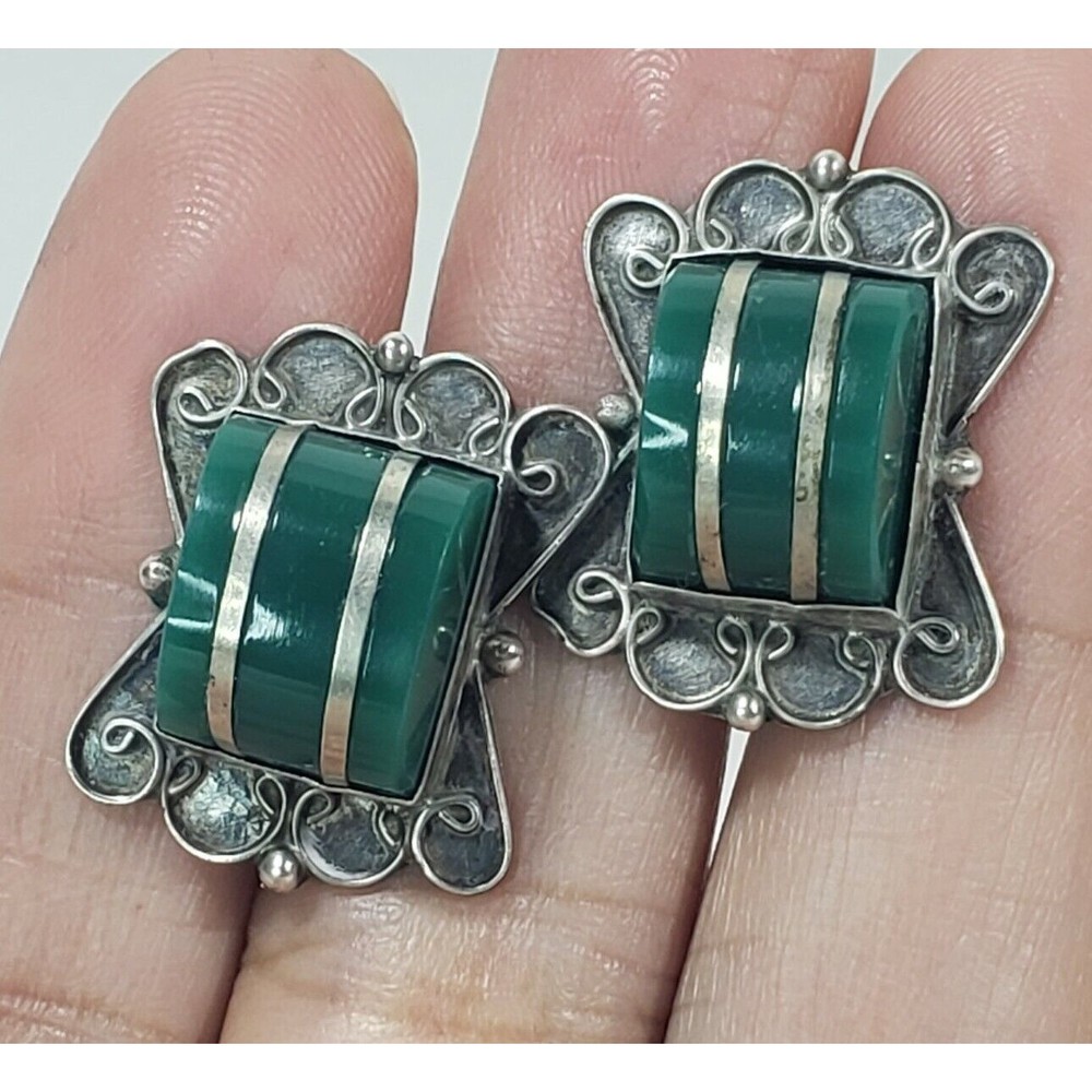 Vintage Diaz Santoyo? 925  Sterling Sliver Green Onyx Mexico Earrings
